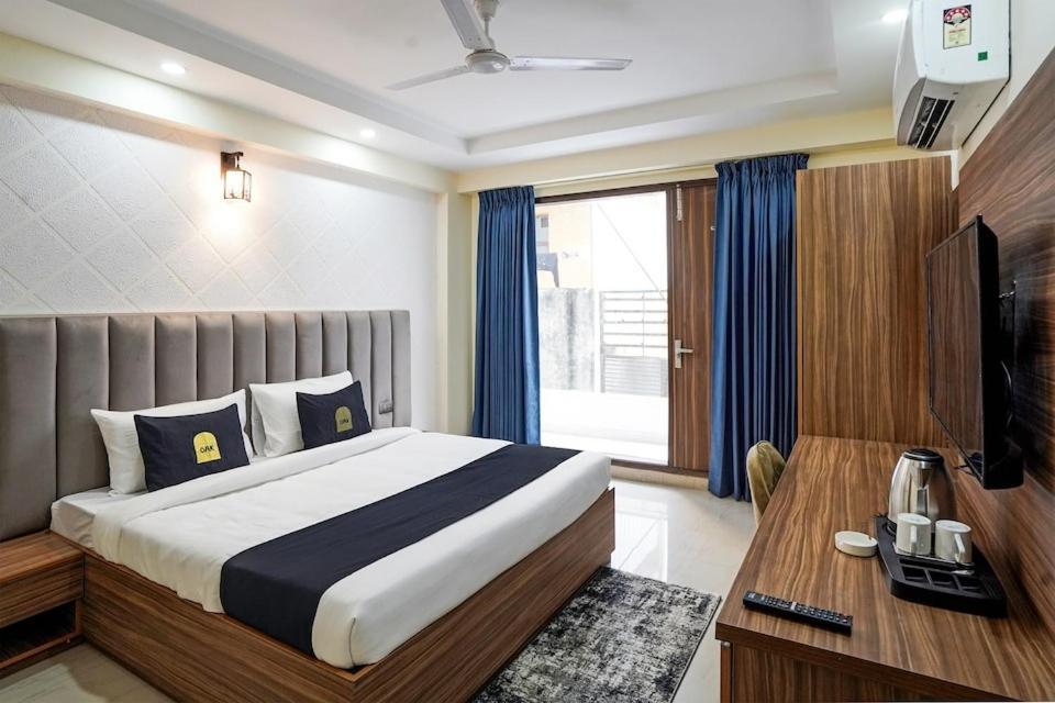 구르가온 Dm 45 Near Huda City Centre B&B 외부 사진